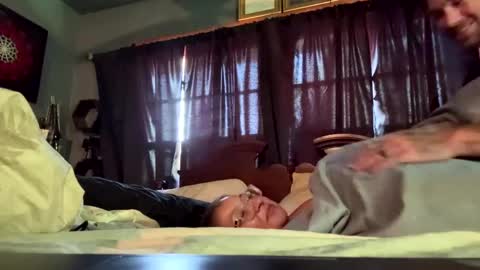 JayandJ713 online show from September 2025 04:50:02 PM