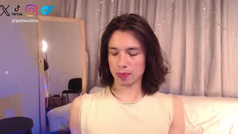 Hey im Jaxxxon check my info     online show from March 2026 03:28:02 PM