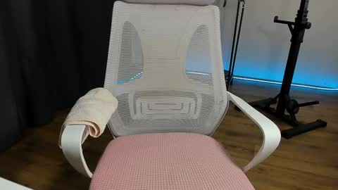 Danny online show from December 2024 01:06:02 PM