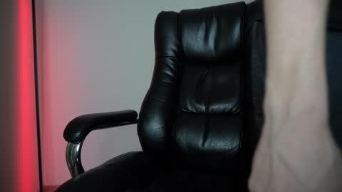 Danny online show from October 2025 09:50:02 AM