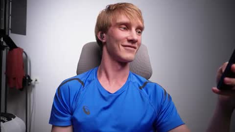 Danny online show from November 2025 07:01:02 PM