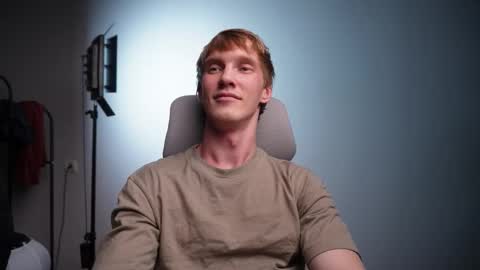 Danny online show from November 2025 07:24:02 PM