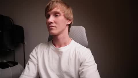 Danny online show from December 2025 08:10:01 AM