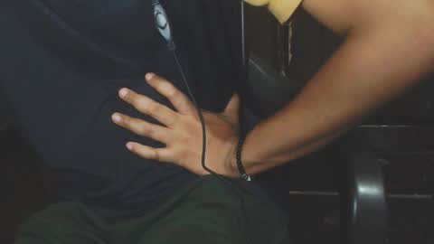 J online show from December 2024 08:28:02 PM