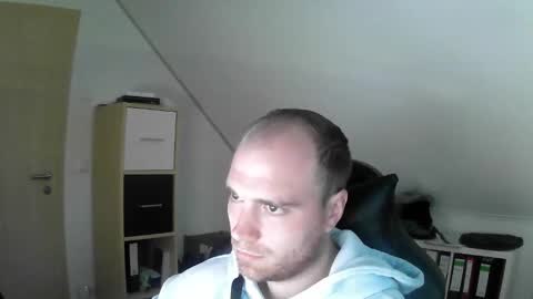 here4y online show from October 2025 08:42:02 AM