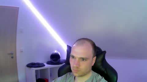 here4y online show from April 2026 05:50:01 PM