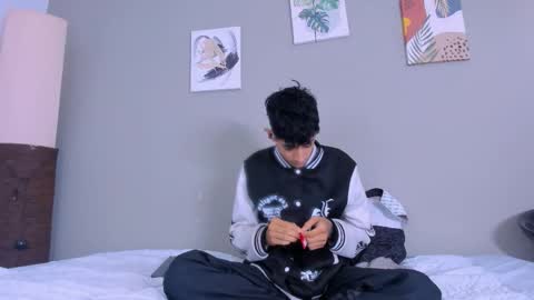 j_martony online show from January 2026 12:31:01 PM