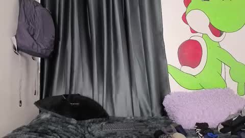 Snapshot of j_u_p_i_t_e_r chatting on February 2026 02:02:02 PM Noah online show from February 2026 02:02:02 PM