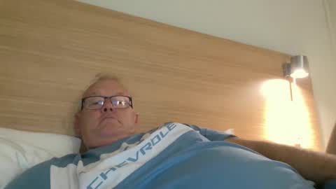 jacal711 online show from May 2026 10:31:02 AM
