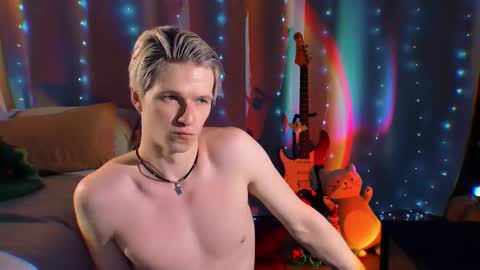 brestonsweet online show from December 2025 06:36:01 PM