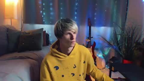 Snapshot of jack_frozt chatting on April 2026 05:32:02 AM brestonsweet online show from April 2026 05:32:02 AM