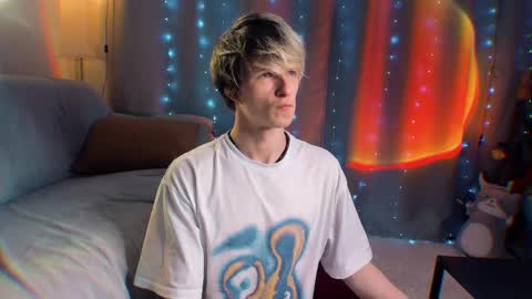 Snapshot of jack_frozt chatting on June 2026 11:28:01 PM brestonsweet online show from June 2026 11:28:01 PM