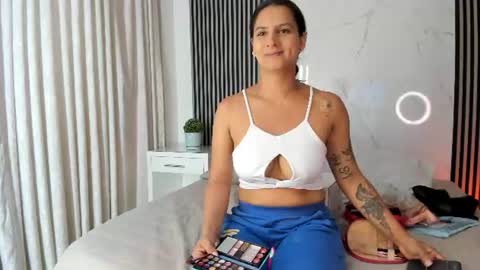 Snapshot of jackandrosse_ chatting on July 2026 12:19:02 PM Jack Rosse online show from July 2026 12:19:02 PM
