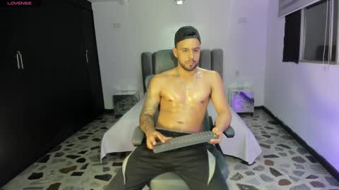 Jack White online show from December 2024 03:26:02 AM