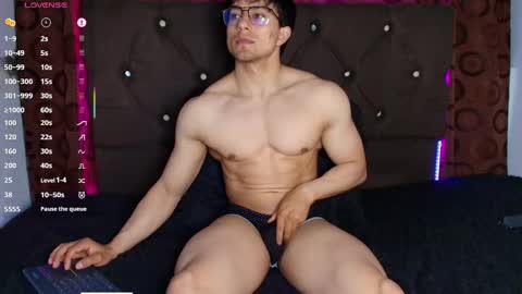 Jacke online show from February 2026 12:15:02 AM