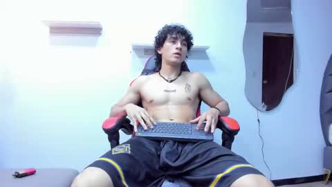 Snapshot of jackestaylor chatting on September 2025 05:07:01 AM Jackes Taylor online show from September 2025 05:07:01 AM