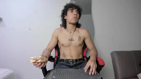 Snapshot of jackestaylor chatting on November 2025 05:39:02 AM Jackes Taylor online show from November 2025 05:39:02 AM