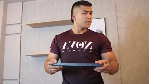 Jackson Bell online show from November 2025 11:43:02 AM