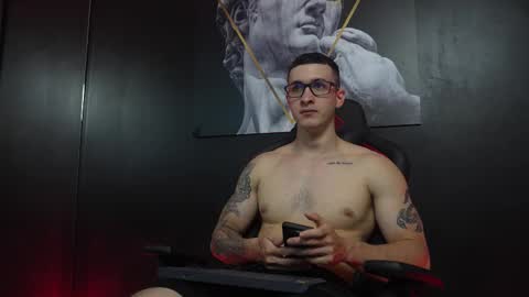 Jackson Olsen online show from November 2025 09:04:01 PM