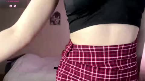 Lillian online show from April 2026 05:11:01 AM