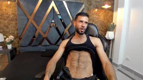 Jaco online show from December 2025 11:32:01 PM