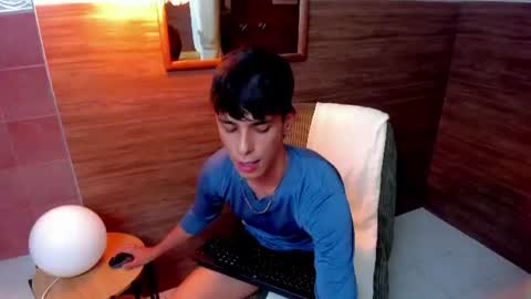 Snapshot of jacob_colliins chatting on July 2026 10:25:02 PM jacob_colliins online show from July 2026 10:25:02 PM