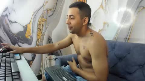 Snapshot of jacob_latinboy chatting on October 2025 12:15:01 PM Jacob online show from October 2025 12:15:01 PM