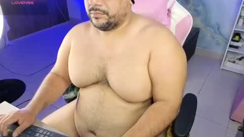 Snapshot of jacoob_woods chatting on July 2026 10:08:01 AM daddy sir master bear online show from July 2026 10:08:01 AM