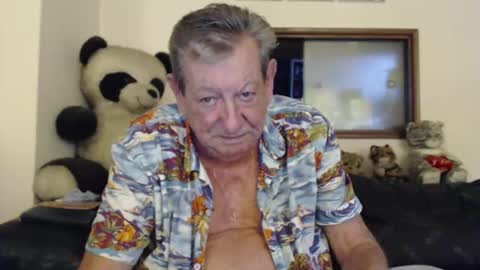 Snapshot of jacques_de_france chatting on May 2026 04:31:01 AM Jacques online show from May 2026 04:31:01 AM