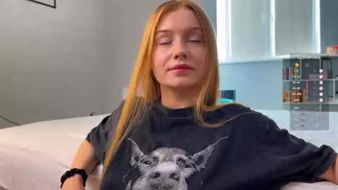 Snapshot of jacques_season chatting on September 2025 11:23:01 AM Jacques  Emily  online show from September 2025 11:23:01 AM