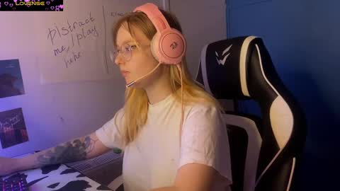 jacywinslat online show from March 2025 08:40:01 PM