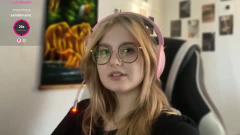 jacywinslat online show from September 2025 02:49:01 PM