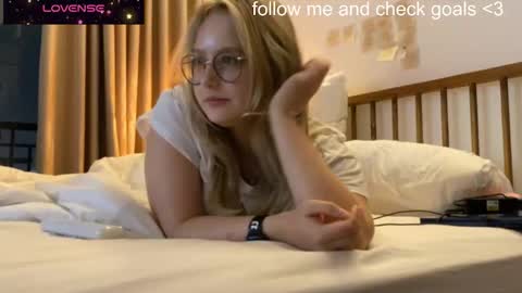 jacywinslat online show from December 2025 12:57:02 PM