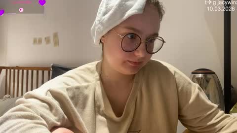 jacywinslat online show from March 2026 06:24:02 PM