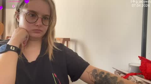 jacywinslat online show from April 2026 09:21:02 AM