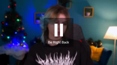 Snapshot of jade_castle chatting on January 2025 01:58:01 AM jade_castle online show from January 2025 01:58:01 AM