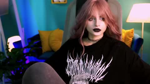 Snapshot of jade_castle chatting on March 2025 08:22:01 AM jade_castle online show from March 2025 08:22:01 AM