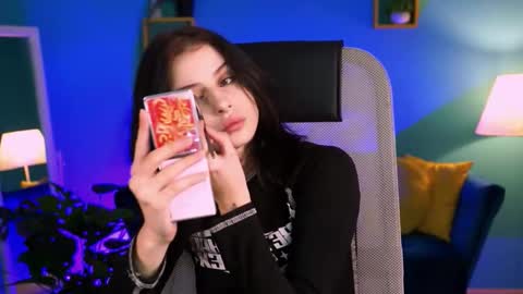 Snapshot of jade_castle chatting on January 2026 04:33:02 PM jade_castle online show from January 2026 04:33:02 PM