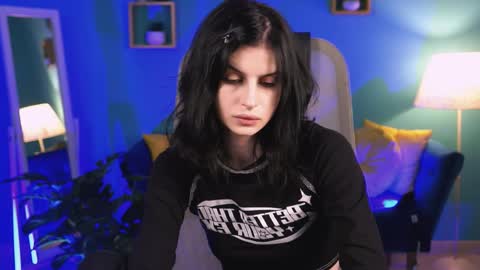 jade_castle online show from April 2026 04:56:01 PM