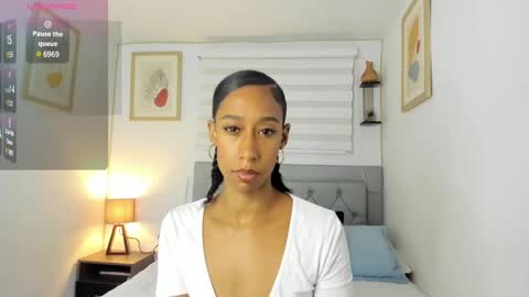 Jade smile online show from February 2025 02:48:02 PM