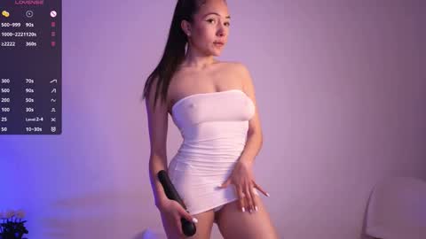 Jade Paris online show from February 2026 09:40:01 AM