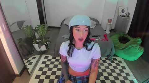 Jade  independent model online show from November 2025 10:43:02 AM