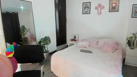 Jade  independent model online show from April 2026 12:54:01 PM