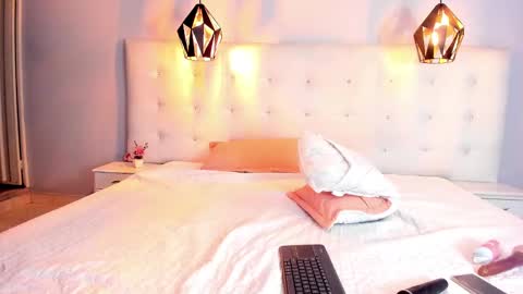 karlla scarlet online show from December 2024 06:59:02 AM