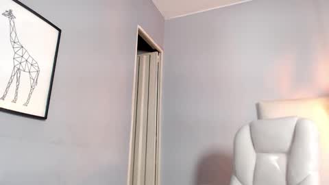 karlla scarlet online show from December 2024 07:10:01 AM