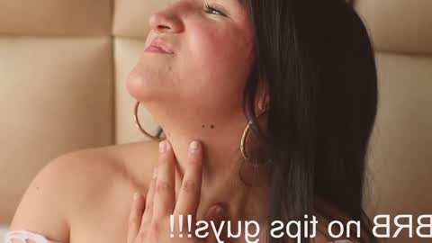 Snapshot of jadeestudios chatting on December 2024 05:05:02 PM jadeestudios online show from December 2024 05:05:02 PM