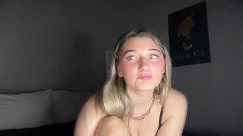 Snapshot of jadejamessecret chatting on June 2026 03:46:02 AM Jade james online show from June 2026 03:46:02 AM