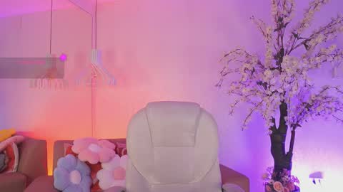 Jade Summer online show from February 2026 11:33:01 AM