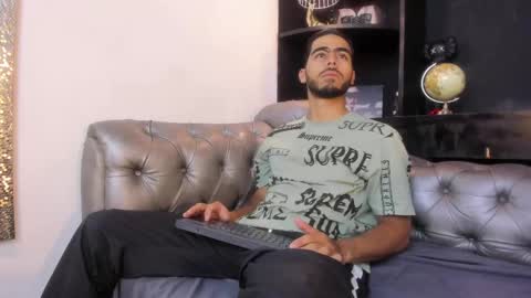 Snapshot of jadiel_stone chatting on May 2026 02:44:02 PM Jadiel online show from May 2026 02:44:02 PM