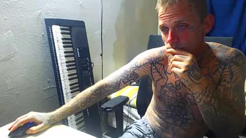 showingitoff online show from September 2025 06:06:01 AM